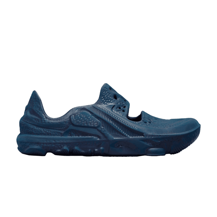 ISPA Universal 'Midnight Navy' Sneaker Release and Raffle Info