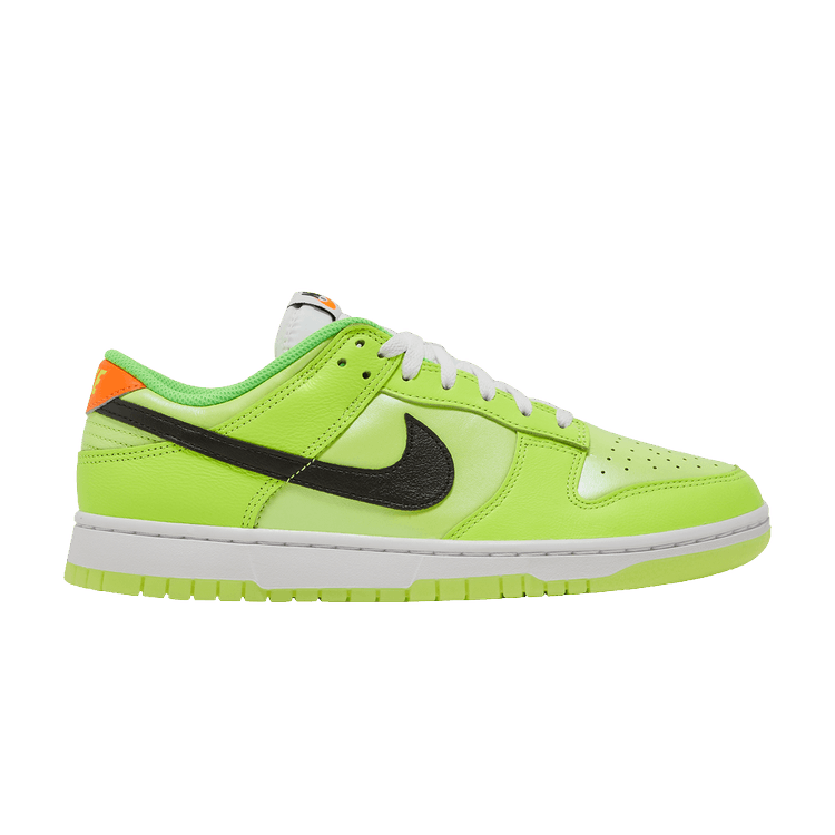 Dunk Low SE 'Glow in the Dark' Sneaker Release and Raffle Info