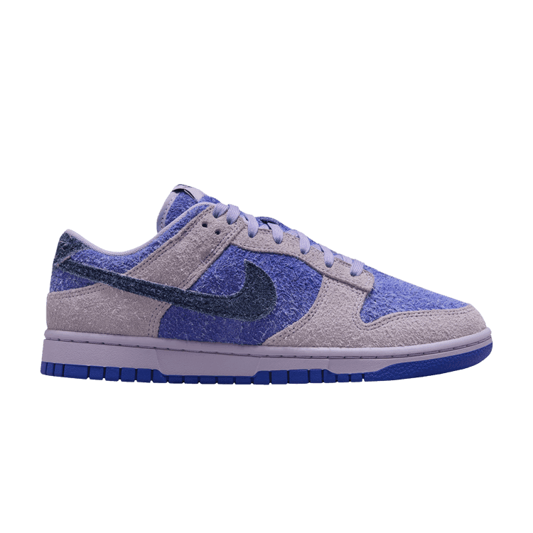 Wmns Dunk Low SE 'Hydrangeas' Sneaker Release and Raffle Info